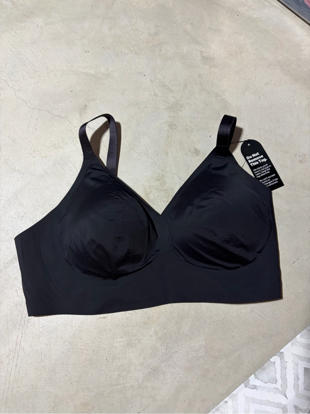 Wireless Everyday Comfort Bra in Black